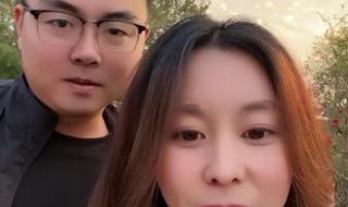 回娘家爸妈抱娃的文案